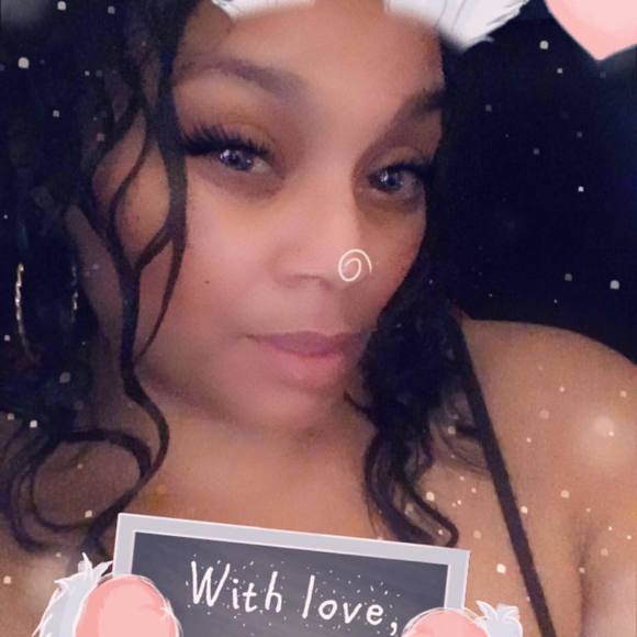 Meet your Posher, Shawna - Picture 1 of 1